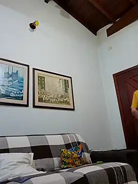 Snapshot of CrisSexShy chatting on November 16, 2025, 5:45 am CrisSexShy online show from November 16, 2025, 5:45 am