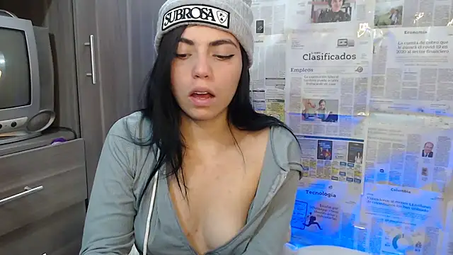 i am nina  online show from March 6, 2025, 12:00 am