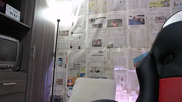 i am nina  online show from September 14, 2025, 12:11 am