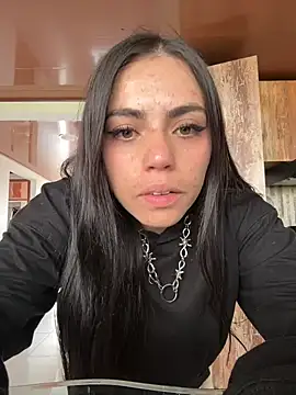 i am nina  online show from February 6, 2026, 7:54 pm