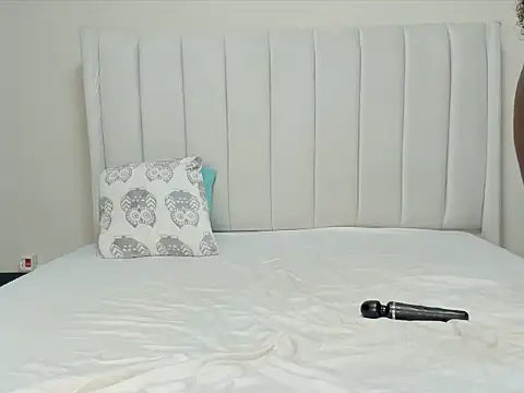 Snapshot of _heavenlysent chatting on December 18, 2025, 3:55 am heavenlysent online show from December 18, 2025, 3:55 am