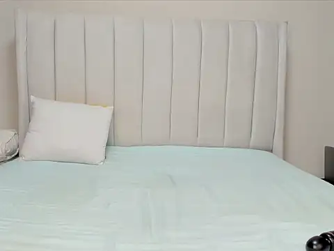 Snapshot of _heavenlysent chatting on October 31, 2025, 4:20 am heavenlysent online show from October 31, 2025, 4:20 am