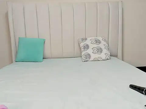 Snapshot of _heavenlysent chatting on December 15, 2025, 3:34 am heavenlysent online show from December 15, 2025, 3:34 am