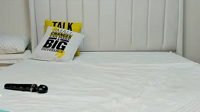  heavenlysent online show from March 17, 2026, 4:26 am