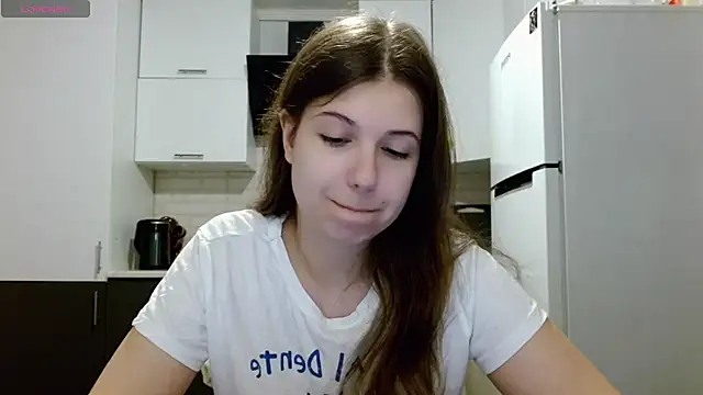 SayMeow  online show from June 5, 2026, 1:21 am