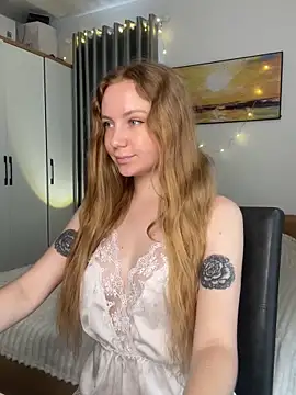 Snapshot of RedFires chatting on September 30, 2025, 4:51 am RedFires online show from September 30, 2025, 4:51 am