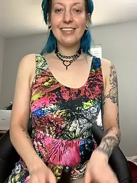 Snapshot of MissCumberdale chatting on September 19, 2025, 6:23 pm MissCumberdale online show from September 19, 2025, 6:23 pm