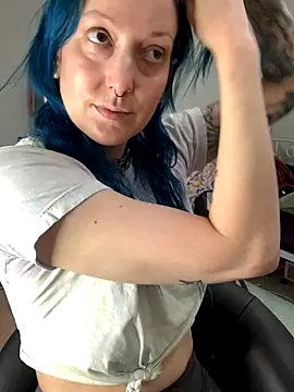 Snapshot of MissCumberdale chatting on November 13, 2025, 5:39 pm MissCumberdale online show from November 13, 2025, 5:39 pm