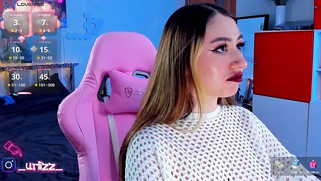 Snapshot of Fiona-Love chatting on February 5, 2025, 8:46 pm Fiona-Love online show from February 5, 2025, 8:46 pm