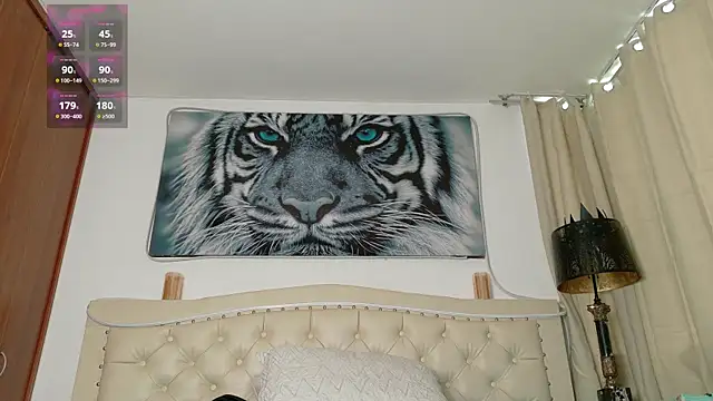 Snapshot of Adams_ricci chatting on March 18, 2025, 12:17 pm Adams ricci online show from March 18, 2025, 12:17 pm