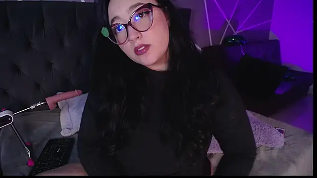 Miss Loise online show from March 4, 2025, 3:48 pm