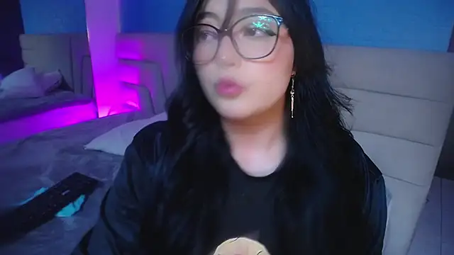 Miss Loise online show from October 13, 2025, 1:29 am