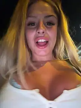 BritneyDimond online show from December 29, 2024, 8:58 pm