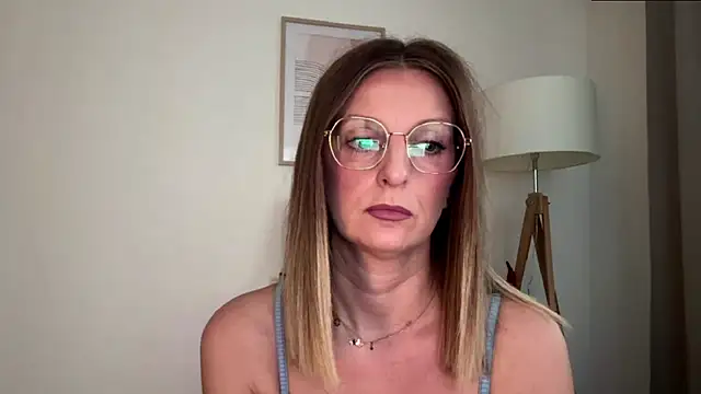 Snapshot of HornyJudith chatting on January 13, 2026, 7:23 am HornyJudith online show from January 13, 2026, 7:23 am