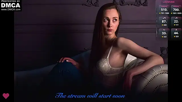 Kate001 online show from November 11, 2025, 7:14 am