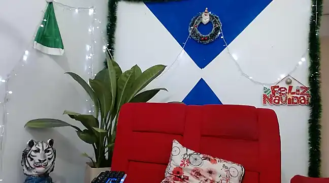 Damian64420 online show from December 16, 2024, 2:38 pm