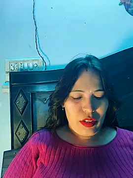 Snapshot of Poojabhabi101 chatting on January 13, 2026, 6:39 am Poojabhabi101 online show from January 13, 2026, 6:39 am