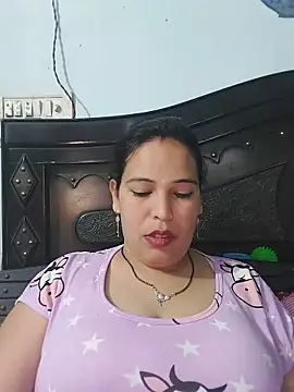 Poojabhabi101 online show from May 18, 2026, 5:56 am