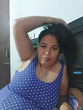 Poojabhabi101 online show from May 21, 2026, 6:05 pm