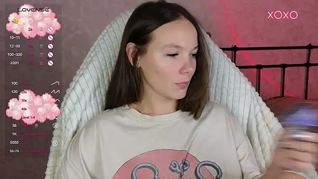 lil luna x online show from September 21, 2025, 9:31 pm