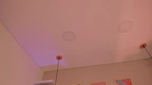 cute  cherry  online show from November 29, 2025, 7:25 pm