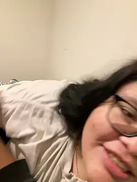 Snapshot of LiverandBrat77 chatting on November 22, 2025, 11:25 pm LiverandBrat77 online show from November 22, 2025, 11:25 pm