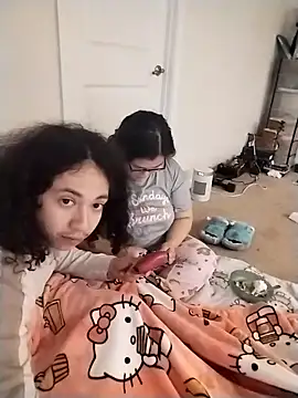 Snapshot of LiverandBrat77 chatting on November 25, 2025, 6:52 pm LiverandBrat77 online show from November 25, 2025, 6:52 pm