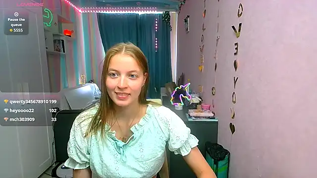 Snapshot of __Aphrodita__wow__ chatting on September 20, 2025, 8:52 am   Aphrodita  wow   online show from September 20, 2025, 8:52 am