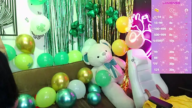 Snapshot of demyanderson_ chatting on March 17, 2025, 9:46 pm demyanderson online show from March 17, 2025, 9:46 pm