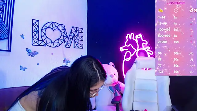 Snapshot of demyanderson_ chatting on March 11, 2025, 3:36 am demyanderson online show from March 11, 2025, 3:36 am