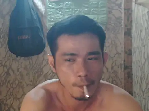 Snapshot of x0x-Philip-x0x chatting on November 7, 2025, 5:39 pm x0x-Philip-x0x online show from November 7, 2025, 5:39 pm