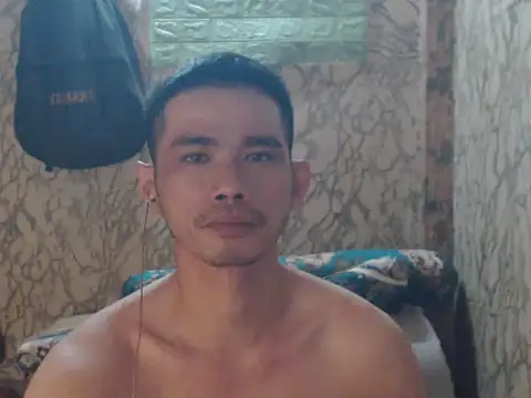 Snapshot of x0x-Philip-x0x chatting on September 19, 2025, 11:25 am x0x-Philip-x0x online show from September 19, 2025, 11:25 am