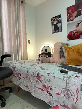 Snapshot of zafiro_mo0n chatting on February 4, 2026, 9:54 pm zafiro mo0n online show from February 4, 2026, 9:54 pm