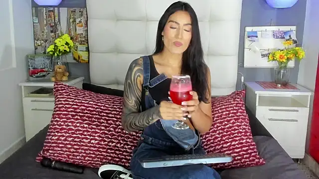 Taly Fox online show from November 29, 2025, 9:37 pm