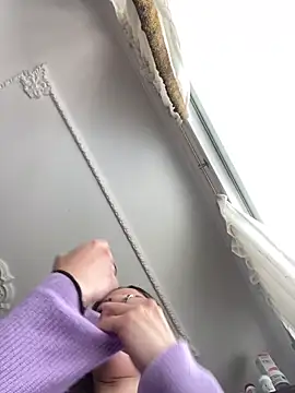 VickyJackson  online show from February 5, 2026, 4:03 pm