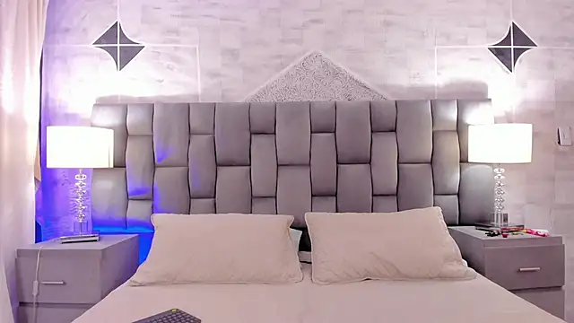 Snapshot of CinthiaCollins chatting on February 5, 2025, 10:11 pm CinthiaCollins online show from February 5, 2025, 10:11 pm