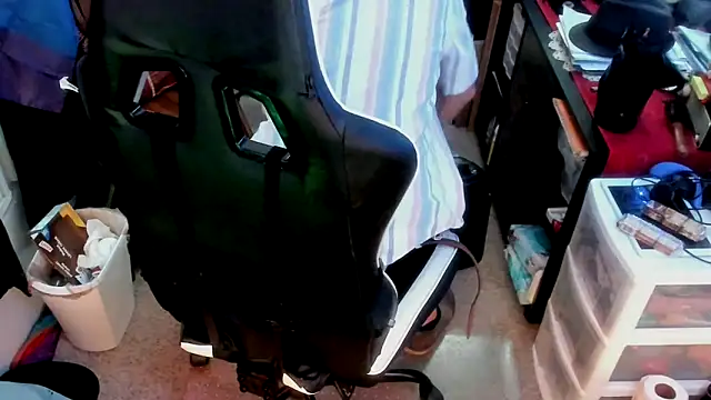 Snapshot of Daddysthick chatting on November 23, 2025, 8:08 pm Daddysthick online show from November 23, 2025, 8:08 pm