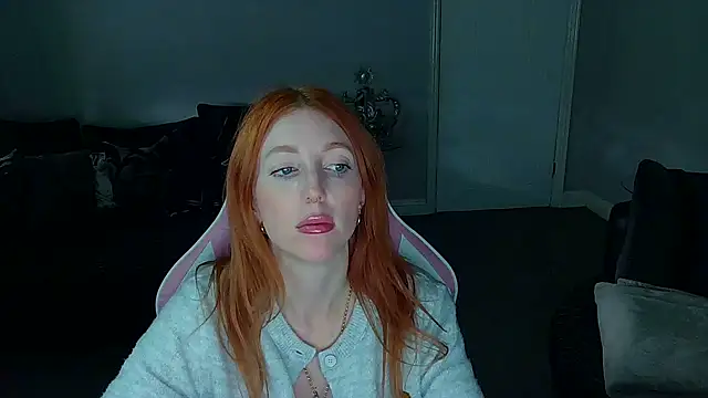 Red firesquirt online show from March 11, 2025, 1:56 pm