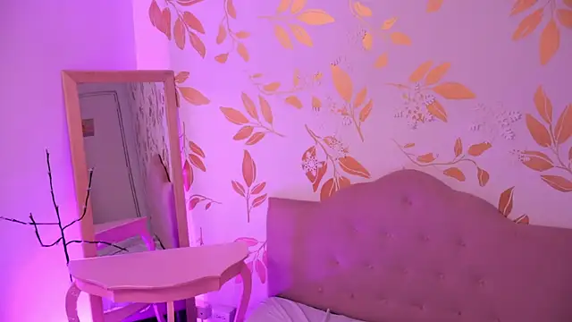 Snapshot of Misselektra__ chatting on January 14, 2026, 5:11 am Misselektra online show from January 14, 2026, 5:11 am