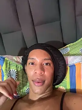 Snapshot of carmen14 chatting on September 24, 2025, 9:43 pm carmen14 online show from September 24, 2025, 9:43 pm