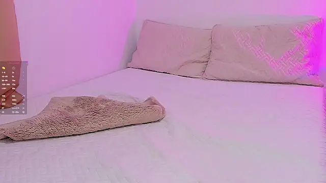 Snapshot of soyamandaa_ chatting on October 28, 2025, 10:52 pm soyamandaa online show from October 28, 2025, 10:52 pm