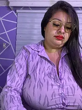 MiiaaJoness online show from February 3, 2026, 6:40 am