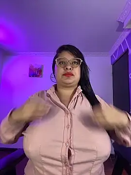 MiiaaJoness online show from November 14, 2025, 2:54 pm