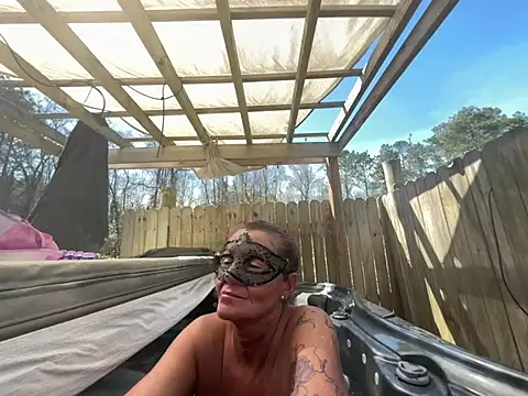 Snapshot of prainxxx22 chatting on March 12, 2025, 6:32 pm prainxxx22 online show from March 12, 2025, 6:32 pm