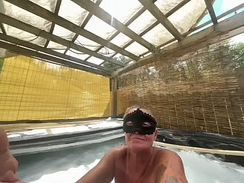 Snapshot of prainxxx22 chatting on October 2, 2025, 6:33 pm prainxxx22 online show from October 2, 2025, 6:33 pm