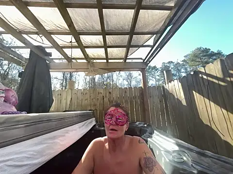 Snapshot of prainxxx22 chatting on February 24, 2025, 8:03 pm prainxxx22 online show from February 24, 2025, 8:03 pm