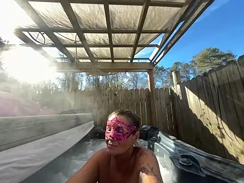 Snapshot of prainxxx22 chatting on January 15, 2025, 7:34 pm prainxxx22 online show from January 15, 2025, 7:34 pm