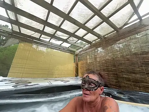 Snapshot of prainxxx22 chatting on September 30, 2025, 6:14 pm prainxxx22 online show from September 30, 2025, 6:14 pm