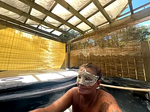 Snapshot of prainxxx22 chatting on October 9, 2025, 6:19 pm prainxxx22 online show from October 9, 2025, 6:19 pm