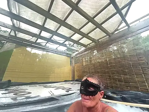 Snapshot of prainxxx22 chatting on October 6, 2025, 6:19 pm prainxxx22 online show from October 6, 2025, 6:19 pm